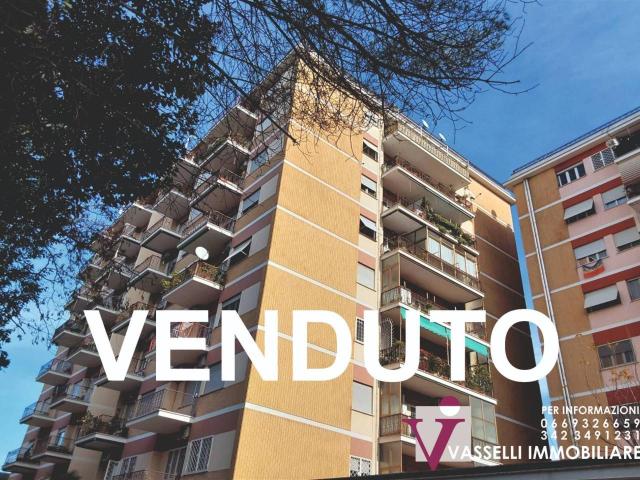 Appartamento in vendita a Roma