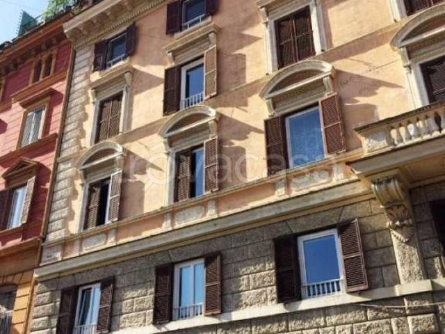 Appartamento in vendita a Roma, Colosseo Fori Imperiali