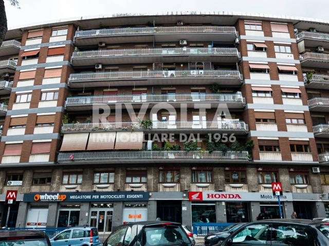 Appartamento in vendita a Roma, Appia Nuova