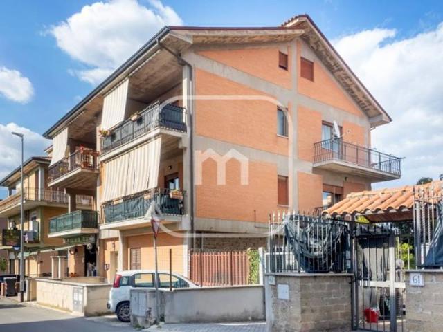 Appartamento in vendita a Roma, Finocchio