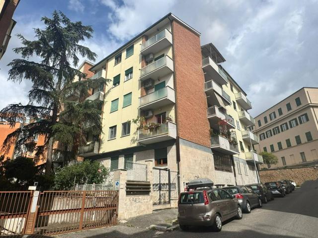 Appartamento in vendita a Roma, jonio