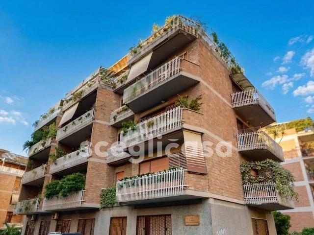 Appartamento in vendita a Roma, Montagnola
