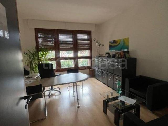 Appartamento in vendita a Roma, Mostacciano