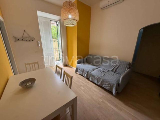 Appartamento in vendita a Roma piazza Anco Marzio 13, Ostia Levante