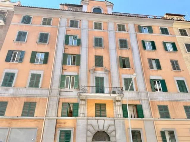 Appartamento in vendita a Roma RM
