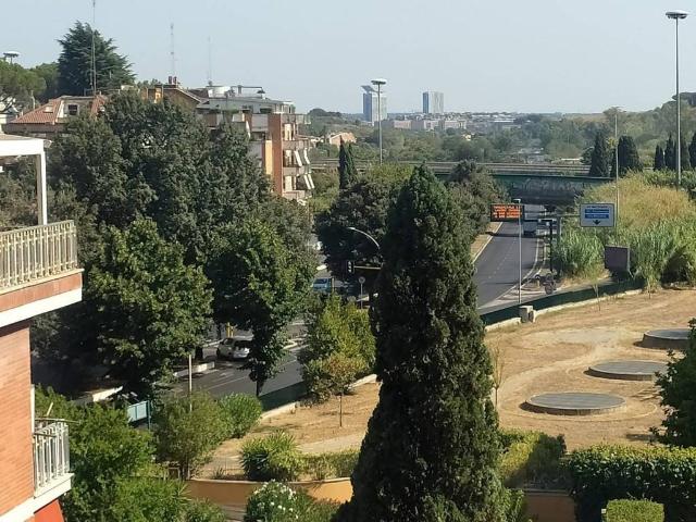 Appartamento in vendita a Roma RM