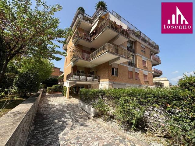Appartamento in vendita a Roma RM