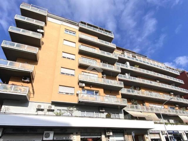 Appartamento in vendita a Roma RM