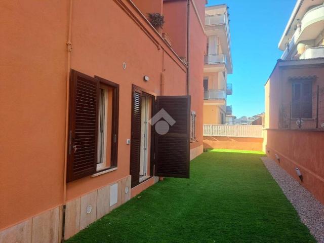 Appartamento in vendita a Roma RM