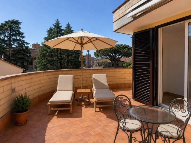 Appartamento in vendita a Roma RM