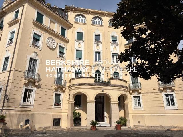 Appartamento in vendita a Roma RM