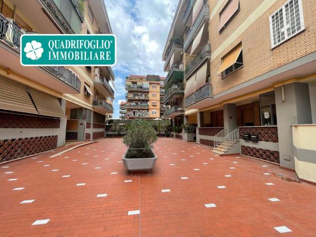 Appartamento in vendita a Roma RM