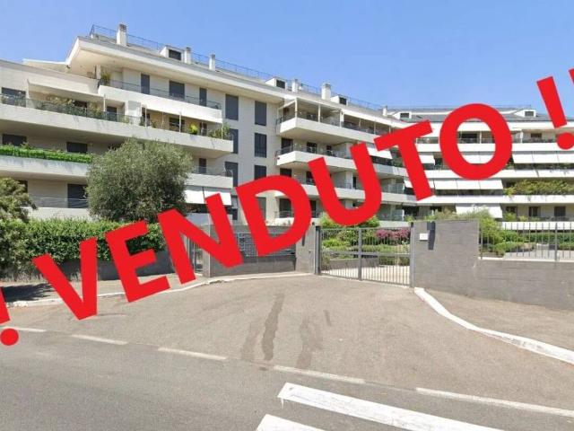 Appartamento in vendita a Roma RM