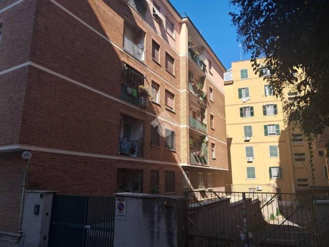 Appartamento in vendita a Roma RM