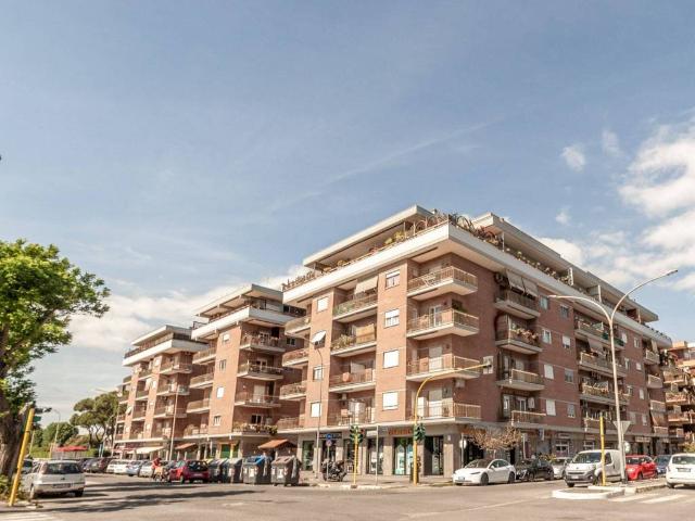 Appartamento in vendita a Roma RM