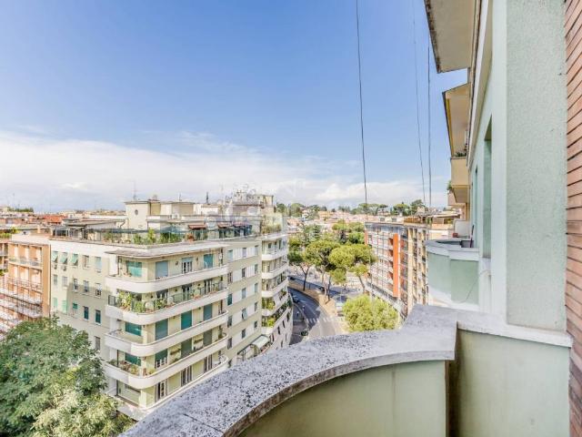 Appartamento in vendita a Roma RM