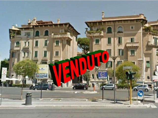 Appartamento in vendita a Roma RM