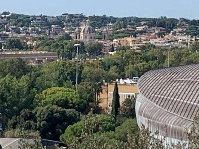 Appartamento in vendita a Roma RM