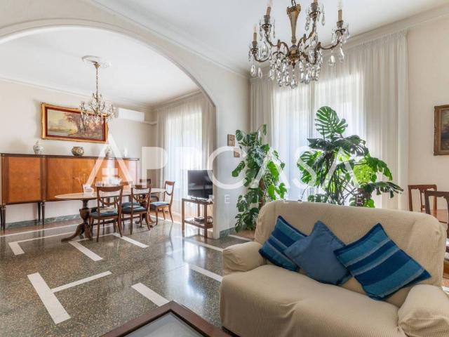Appartamento in vendita a Roma RM