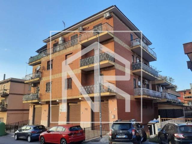 Appartamento in vendita a Roma RM