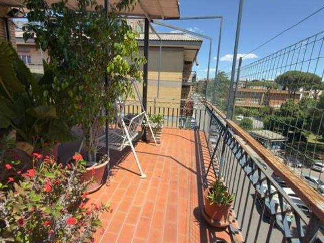 Appartamento in vendita a Roma RM