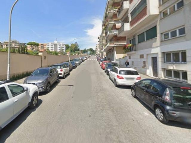 Appartamento in vendita a Roma RM