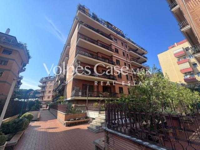 Appartamento in vendita a Roma RM