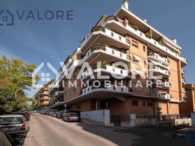 Appartamento in vendita a Roma RM