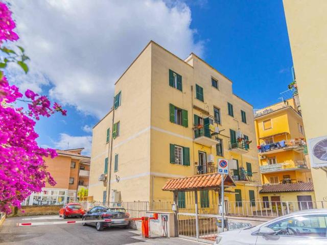 Appartamento in vendita a Roma RM