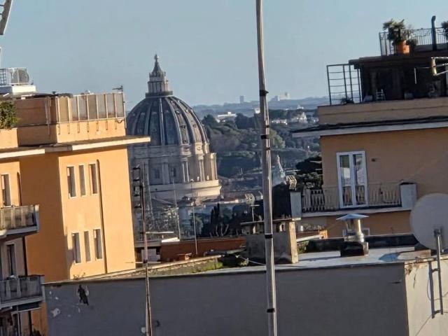 Appartamento in vendita a Roma RM