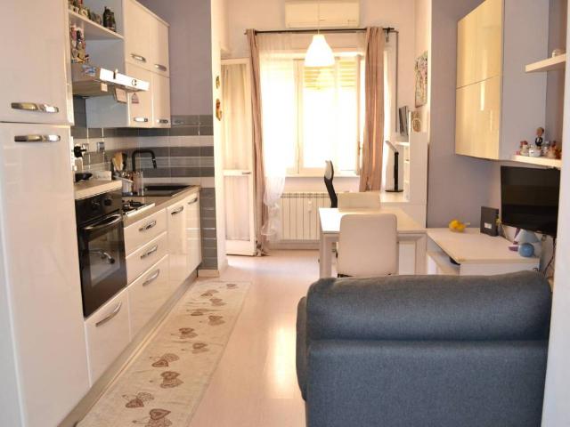 Appartamento in vendita a Roma RM
