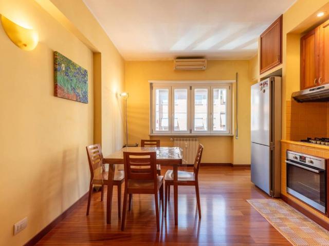 Appartamento in vendita a Roma RM