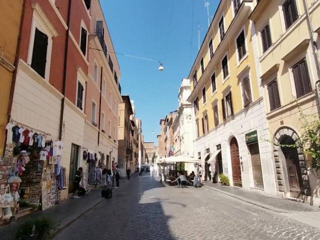 Appartamento in vendita a Roma RM