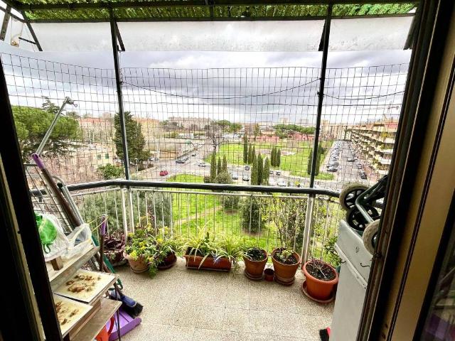 Appartamento in vendita a Roma RM