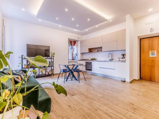 Appartamento in vendita a Roma RM
