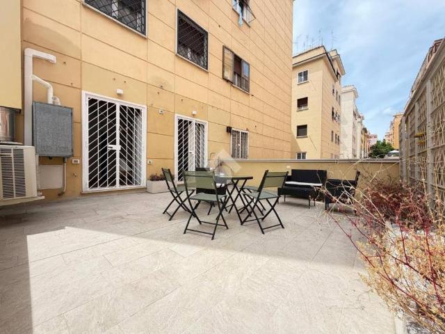 Appartamento in vendita a Roma RM