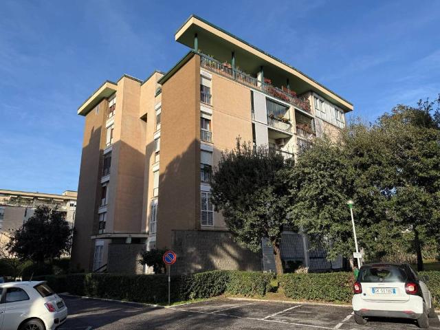 Appartamento in vendita a Roma RM