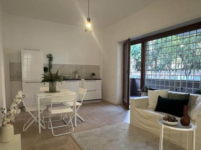 Appartamento in vendita a Roma RM