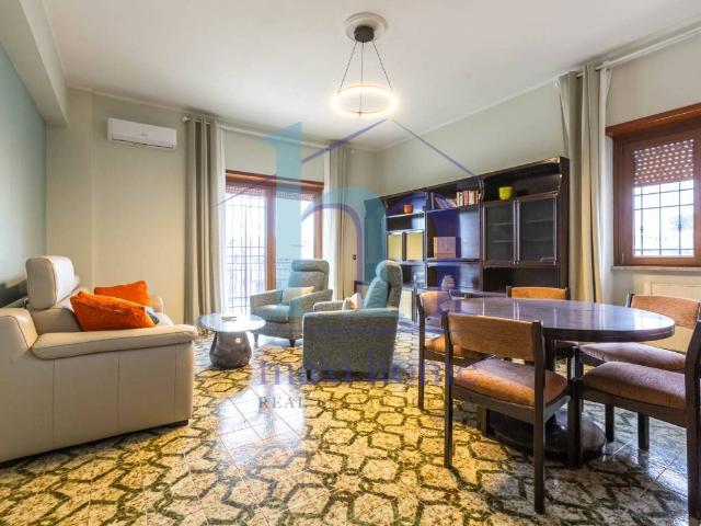 Appartamento in vendita a Roma RM