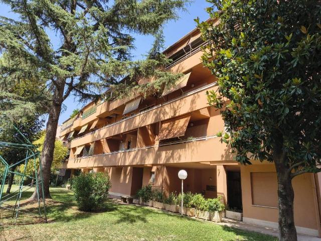 Appartamento in vendita a Roma RM