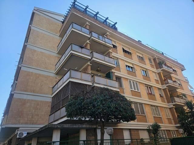 Appartamento in vendita a Roma RM