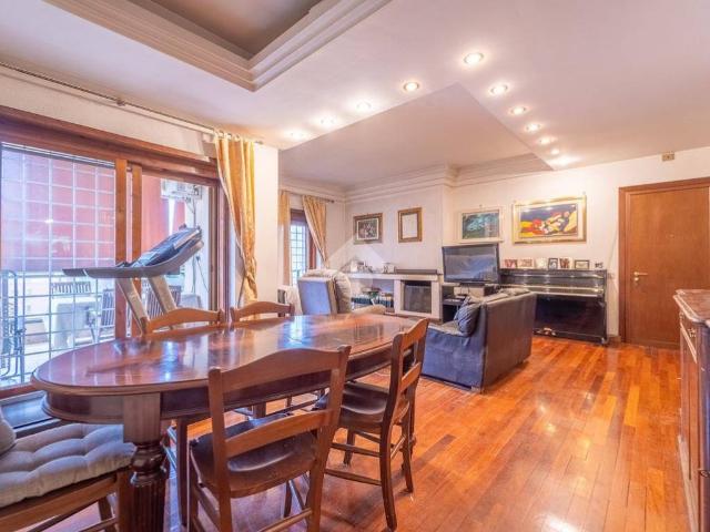 Appartamento in vendita a Roma RM