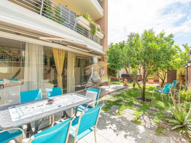 Appartamento in vendita a Roma RM