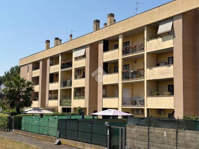 Appartamento in vendita a Roma RM