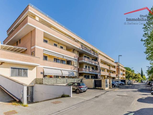 Appartamento in vendita a Roma RM