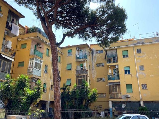 Appartamento in vendita a Roma RM