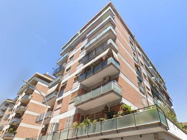Appartamento in vendita a Roma RM