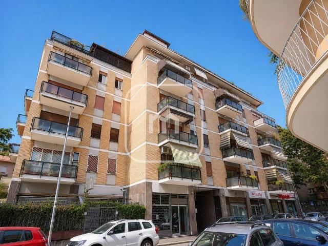 Appartamento in vendita a Roma RM