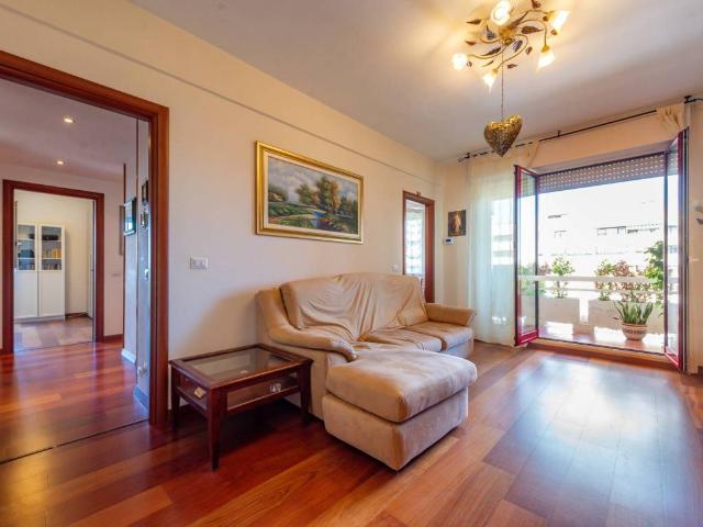 Appartamento in vendita a Roma RM
