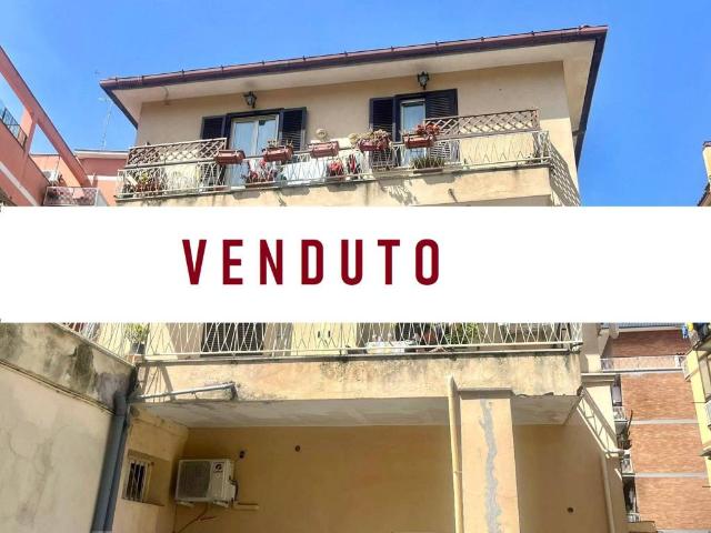 Appartamento in vendita a Roma RM